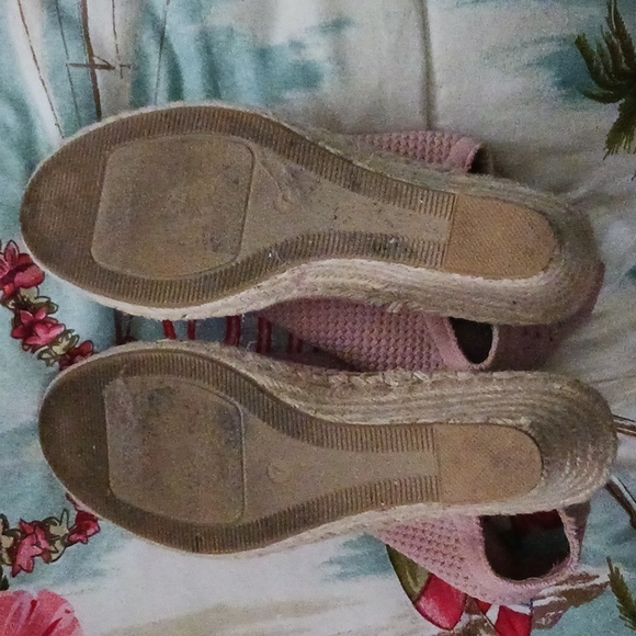 $5 Or 5 For $15 Steven Espadrilles - Picture 4 of 4